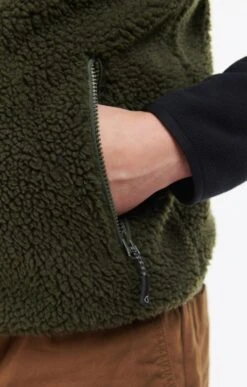 Men's Barbour Hopsen Fleece Gilet -Men Clothing Sale TS22168OLIVE 2